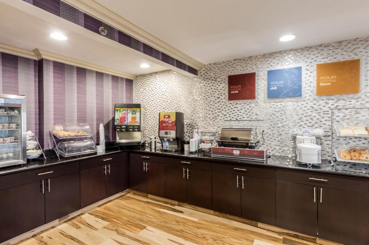 Comfort Inn Midtown Tulsa Zewnętrze zdjęcie