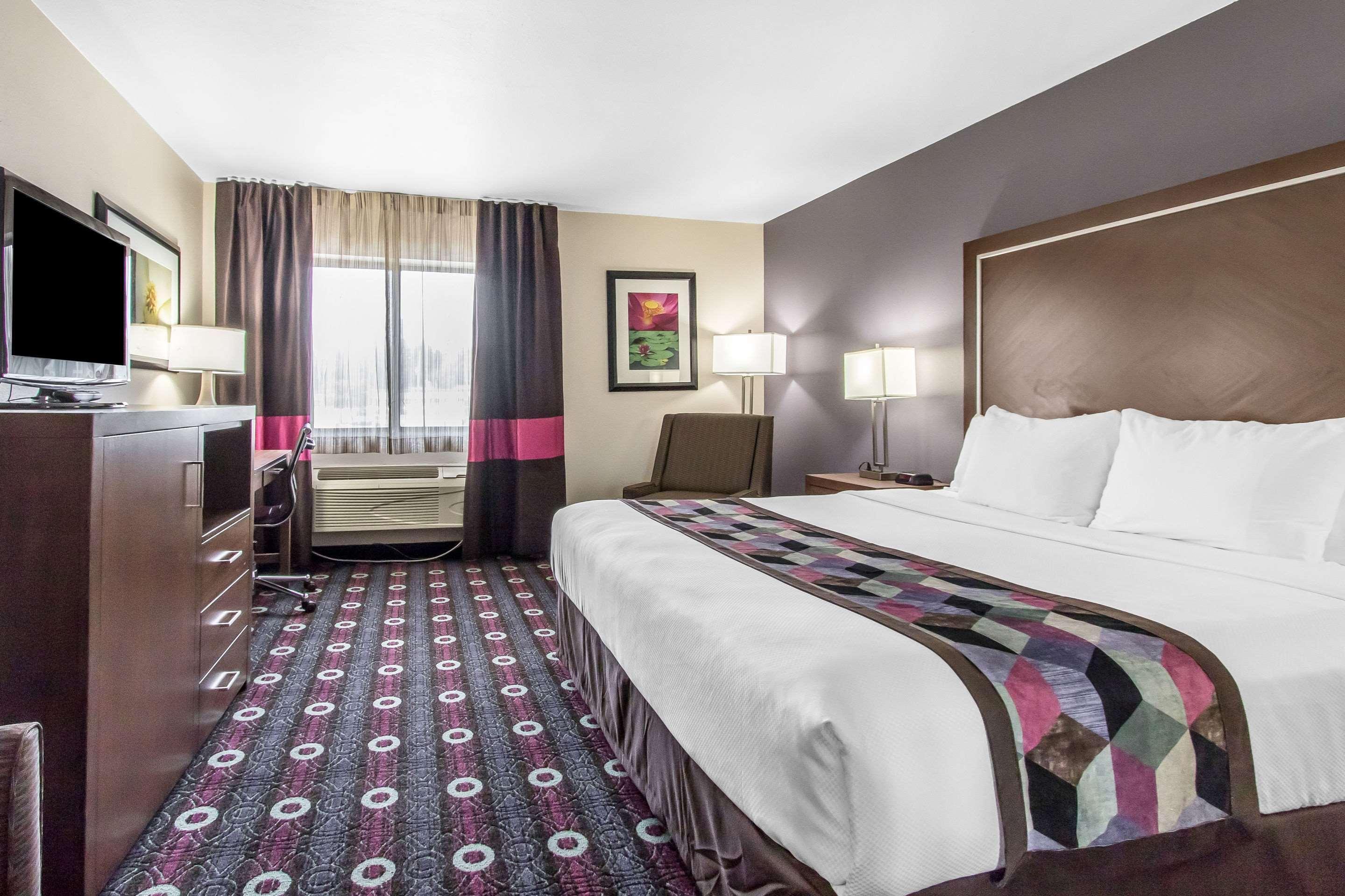 Comfort Inn Midtown Tulsa Zewnętrze zdjęcie