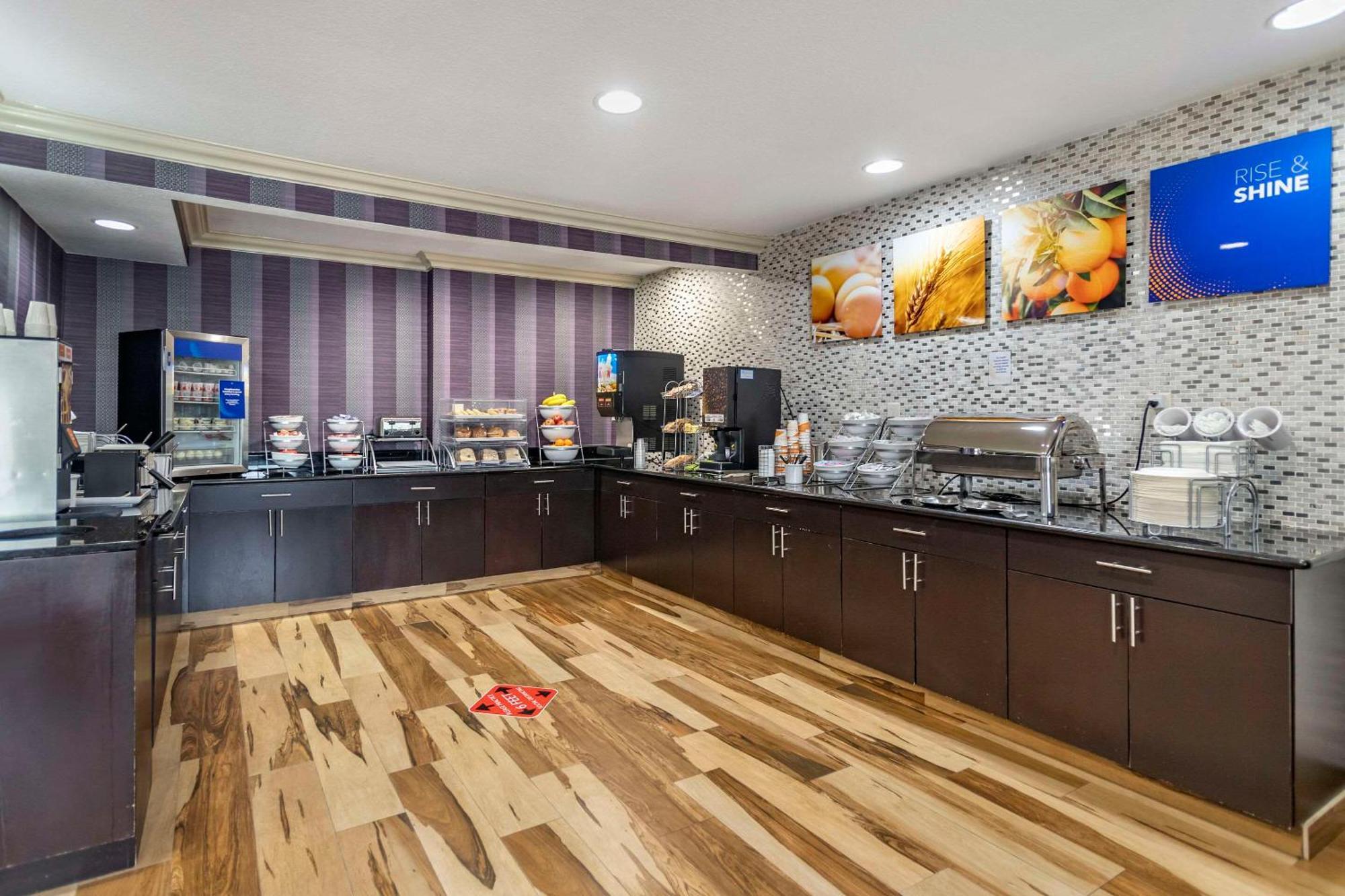 Comfort Inn Midtown Tulsa Zewnętrze zdjęcie