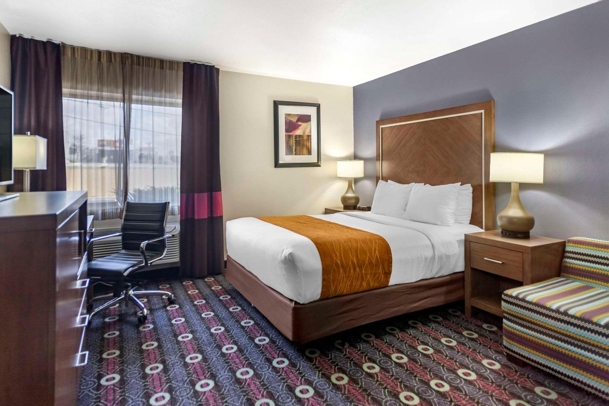 Comfort Inn Midtown Tulsa Zewnętrze zdjęcie
