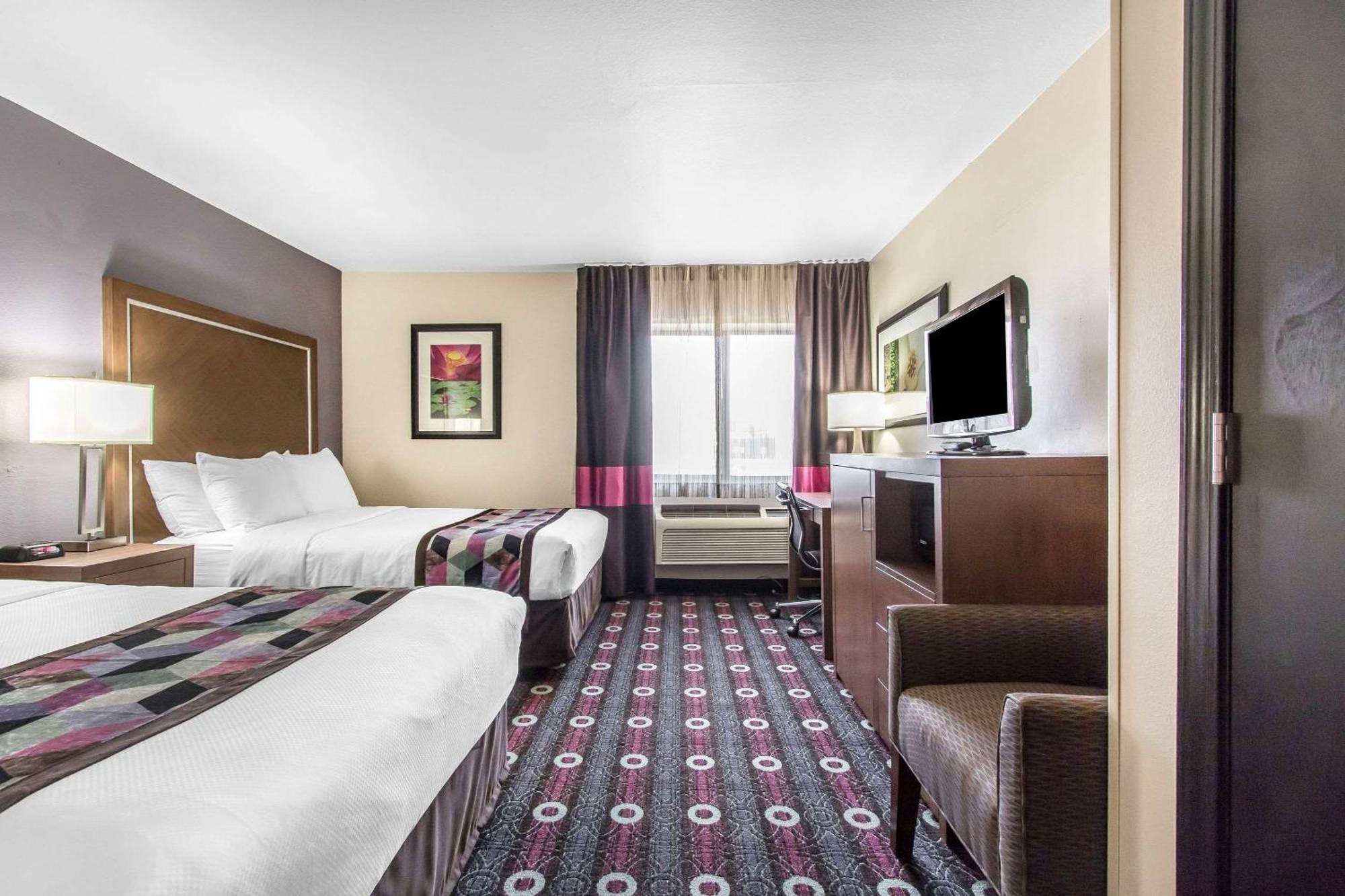 Comfort Inn Midtown Tulsa Zewnętrze zdjęcie