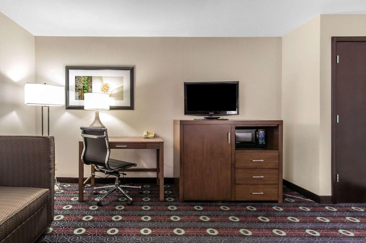 Comfort Inn Midtown Tulsa Zewnętrze zdjęcie